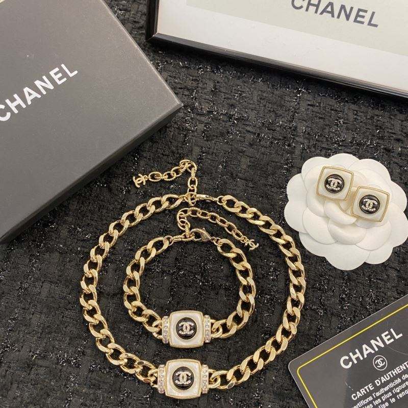 Chanel Necklaces